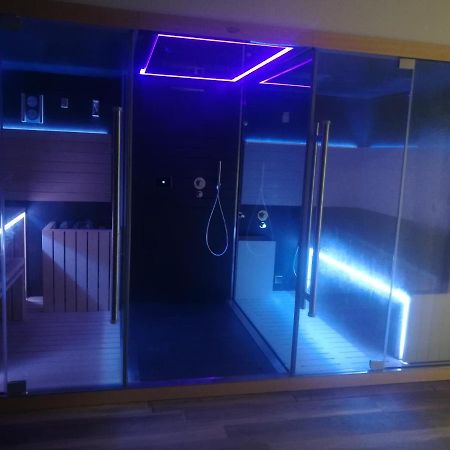 洛卡拉迪瓦赛瑞萨公寓 Treia 外观 照片